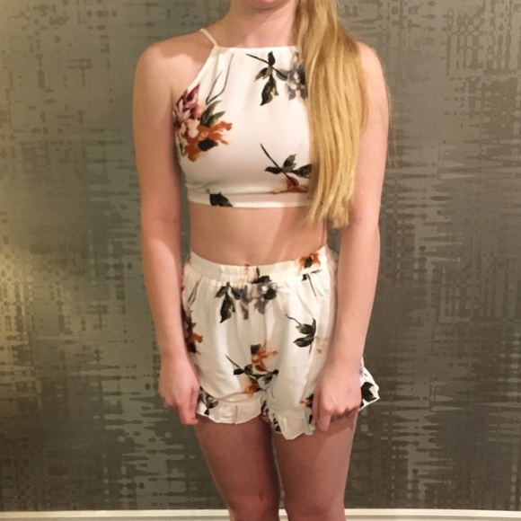 Women's Floral 2-Piece Set - Picture 4 of 7